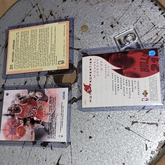 Michael Jordan. 3 card bundle. 96' Skybox, 91' Fleer, 97' Upper Deck. - Picture 5 of 8